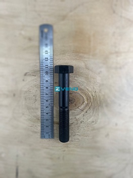  Болт крепления катка M16x100